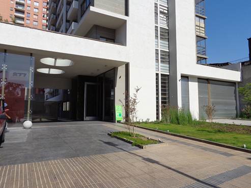 Vendo Departamento 2 dormitorios 2 baños – Edificio Recoleta Plaza  $ 60.000.000